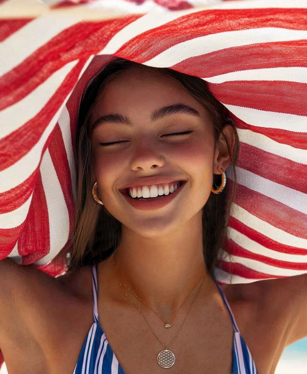 Mayo, Bikini ve Pareo Kombinlerini Altın Takılarla Tamamlayın